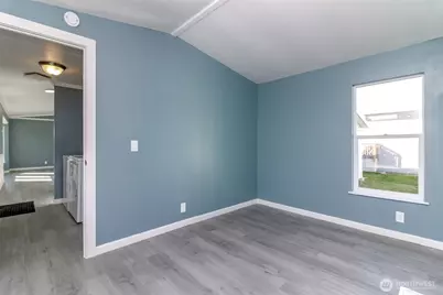 210 37th St SE #8, Auburn, WA 98002 - Photo 21