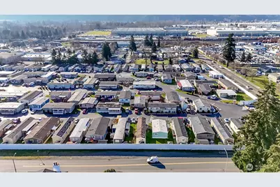 210 37th St SE #8, Auburn, WA 98002 - Photo 33