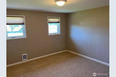 1412 Bonnie View Acres Road, Oak Harbor, WA 98277 - Photo 17