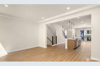 9017 NE 203rd Court #C, Bothell, WA 98011 - Photo 7