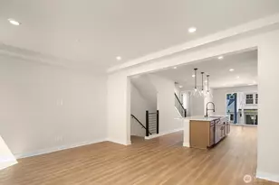 9017 NE 203rd Ct, Bothell, WA 98011 - Photo 7