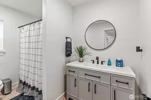 572 Columbia St, Cathlamet, WA 98612 - Photo 17