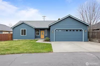 218 NE Flowers Lane, College Place, WA 99324 - Photo 1