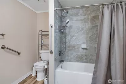 900 29th Street SE #E-1, Auburn, WA 98002 - Photo 23