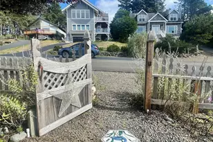 34801 J Pl, Ocean Park, WA 98640 - Photo 3