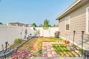 600 N Bluff West Dr, Moses Lake, WA 98837 - Photo 35