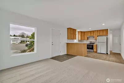 3219 S 181st Place #127, SeaTac, WA 98188 - Photo 7