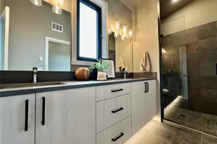 570 Creston Ct, Bellingham, WA 98226 - Photo 23