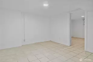 2209 E Roanoke St, Seattle, WA 98112 - Photo 23