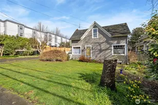 3644 Greenwood Ave N, Seattle, WA 98103 - Photo 11