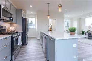 1024 N 8th St, Mount Vernon, WA 98273 - Photo 7