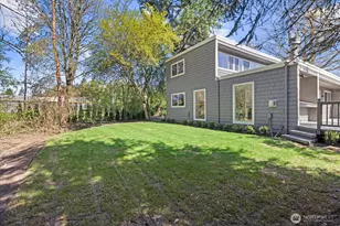 1825 112th Ave NE, Bellevue, WA 98004 - Photo 37