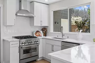 1825 112th Ave NE, Bellevue, WA 98004 - Photo 19