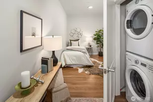 1085 103rd Ave NE, Bellevue, WA 98004 - Photo 17