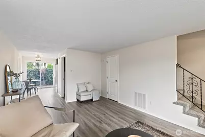 328 9th Avenue SE #D5, Puyallup, WA 98372 - Photo 7