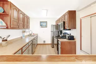 210 NW 26th St, Long Beach, WA 98631 - Photo 3