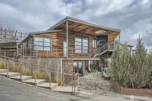 2309 N Northlake Way, Seattle, WA 98103 - Photo 13