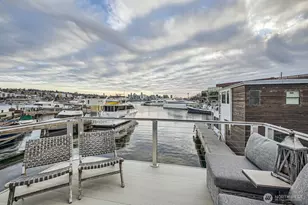 2309 N Northlake Way, Seattle, WA 98103 - Photo 3