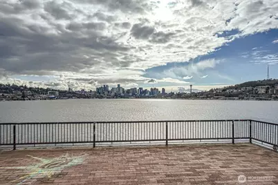 2309 N Northlake Way #5, Seattle, WA 98103 - Photo 21