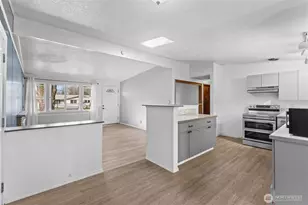 1038 108th St S, Tacoma, WA 98444 - Photo 7