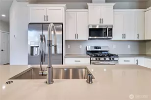 5077 NW Cedarside Loop, Silverdale, WA 98383 - Photo 15