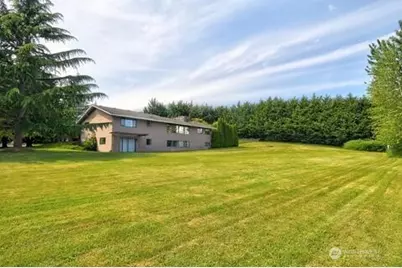 2210 Martin Road, Mount Vernon, WA 98273 - Photo 9