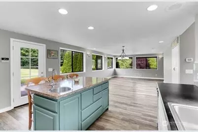 2210 Martin Road, Mount Vernon, WA 98273 - Photo 13