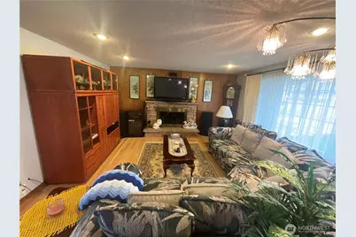 545 SE O'Leary Street, Oak Harbor, WA 98277 - Photo 7