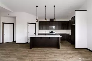 758 NW Shire St, Oak Harbor, WA 98277 - Photo 7