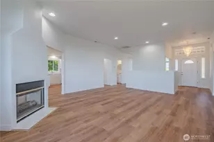 642 E Pioneer Loop, La Center, WA 98629 - Photo 7