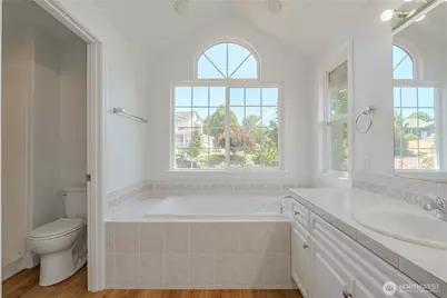 642 E Pioneer Loop, La Center, WA 98629 - Photo 23