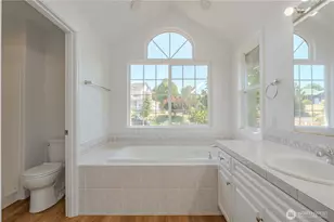 642 E Pioneer Loop, La Center, WA 98629 - Photo 23