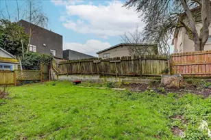 4509 Eastern Ave N, Seattle, WA 98103 - Photo 35