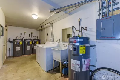 4509 Eastern Avenue N #1-3, Seattle, WA 98103 - Photo 29