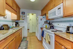 4509 Eastern Ave N, Seattle, WA 98103 - Photo 15