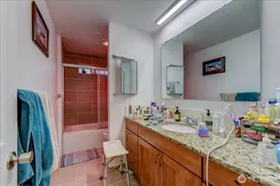 4509 Eastern Ave N, Seattle, WA 98103 - Photo 9