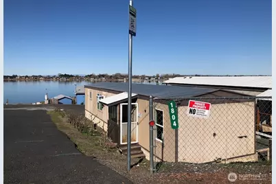 1804 W Marina Drive #41, Moses Lake, WA 98837 - Photo 1
