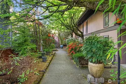 1425 S Puget Drive #213, Renton, WA 98055 - Photo 13