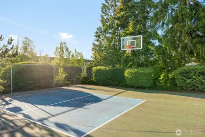 1425 S Puget Drive #213, Renton, WA 98055 - Photo 11