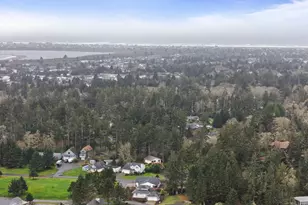 821 Ketch Ct, Ocean Shores, WA 98569 - Photo 33