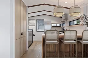 2524 Westlake Ave N, Seattle, WA 98109 - Photo 5