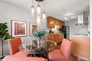 1730 Taylor Ave N, Seattle, WA 98109 - Photo 7