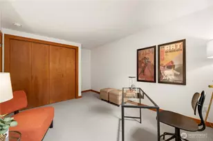 1730 Taylor Ave N, Seattle, WA 98109 - Photo 13