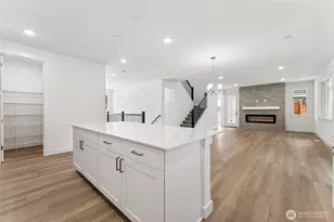 15710 210th Ave E, Bonney Lake, WA 98391 - Photo 9