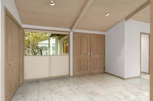 8428 N Mercer Way, Mercer Island, WA 98040 - Photo 13