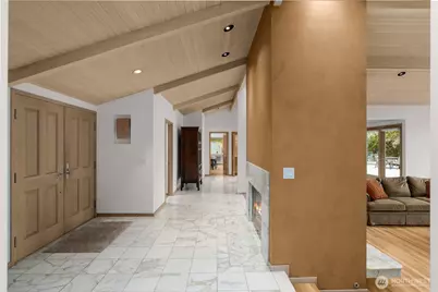 8428 N Mercer Way, Mercer Island, WA 98040 - Photo 9