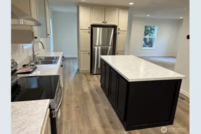 131 E Kingston Way, Shelton, WA 98584 - Photo 9