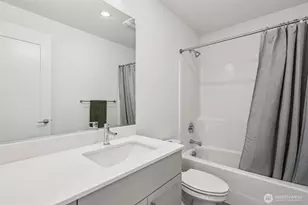 8638 39th Ave S, Seattle, WA 98118 - Photo 19