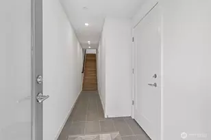 8638 39th Ave S, Seattle, WA 98118 - Photo 23