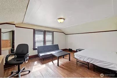 5016 7th Ave NE, Seattle, WA 98105 - Photo 13